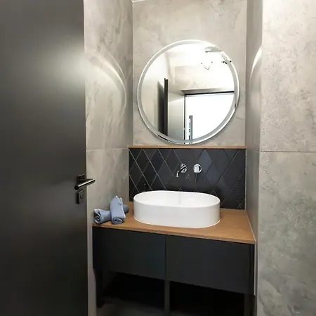 Apartamento New Designer With Large Terrace Ceske Budejovice